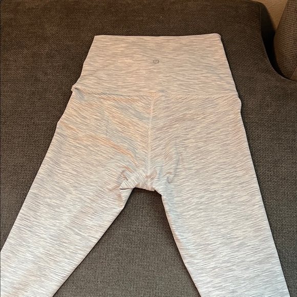 lululemon athletica women Light Gray Leggings - Picture 3 of 7